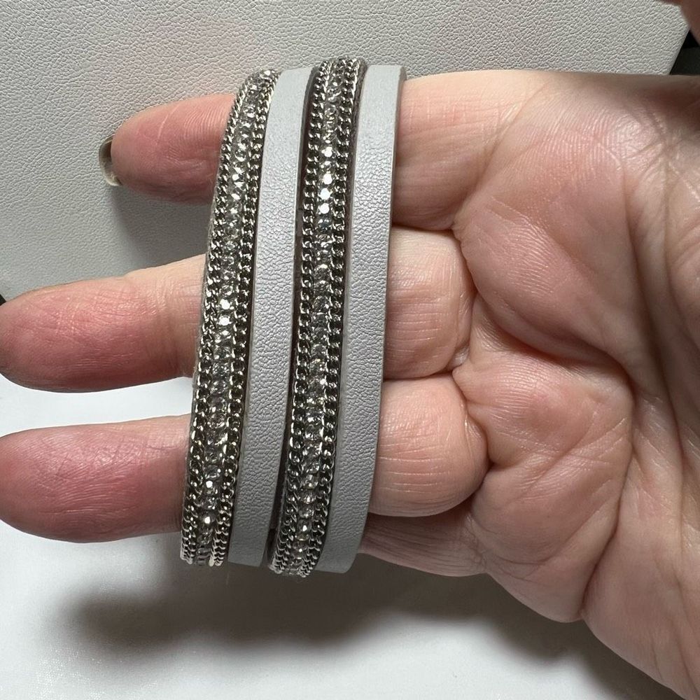 Silver Tone Leather and‎ Rhinestones Band Bracelet
